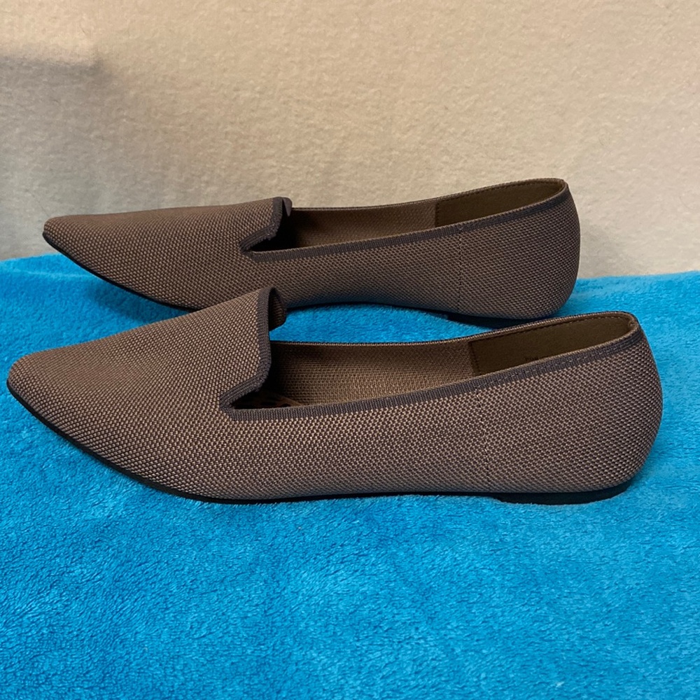 Journee Collection Vickie Flats